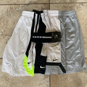 4-pack Men's Nike Gym Shorts size L with bonus new pair Nike Elite Socks